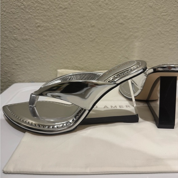 Good American Silver Sandals - Picture 4 of 4